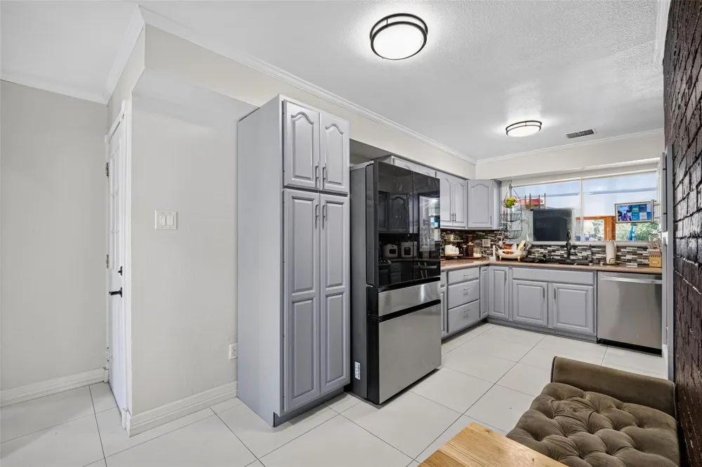104 Burgundy Lane League City, TX 77573