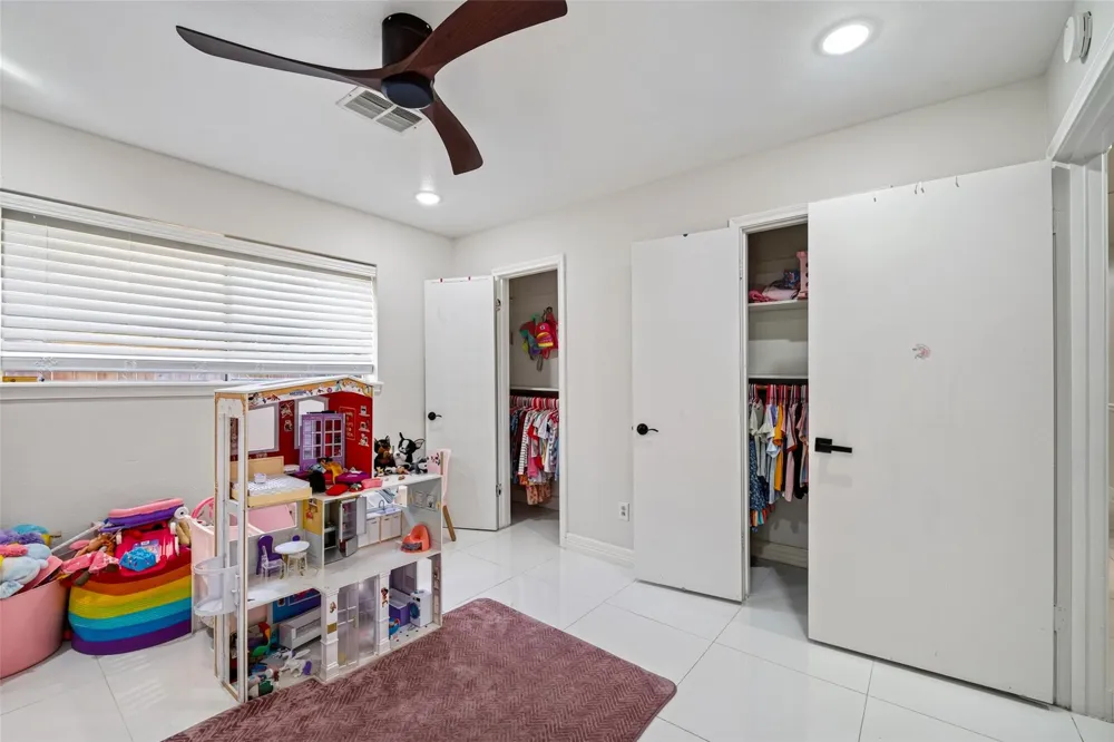 104 Burgundy Lane League City, TX 77573