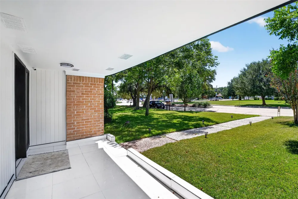104 Burgundy Lane League City, TX 77573