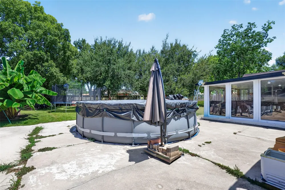 104 Burgundy Lane League City, TX 77573
