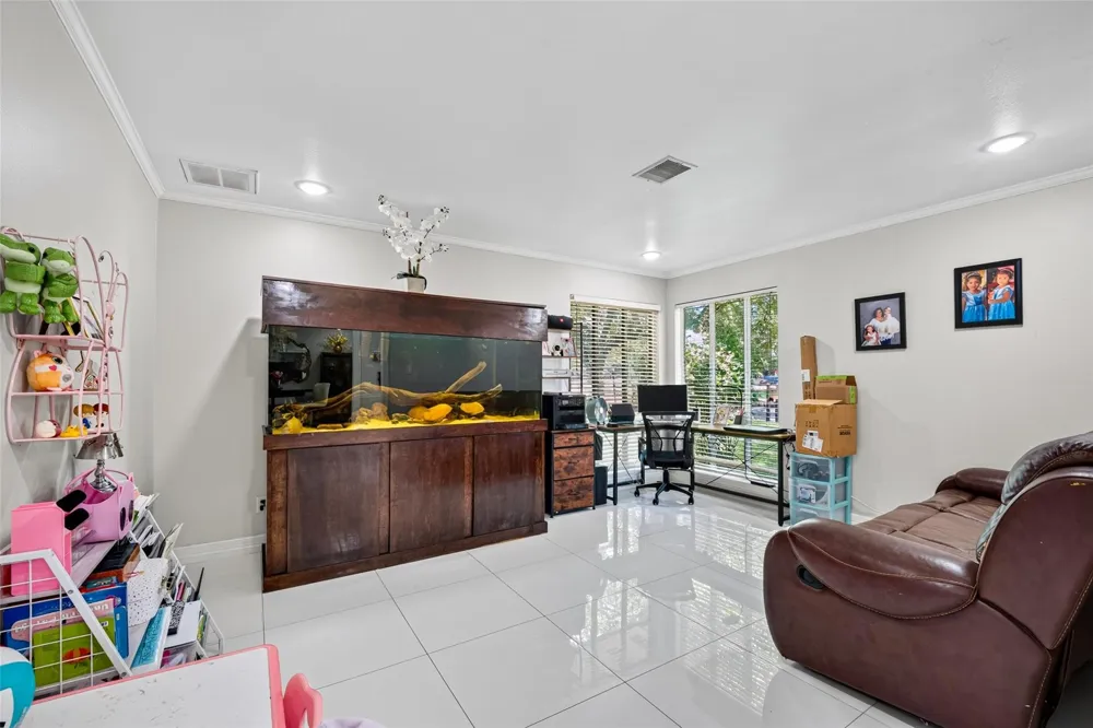 104 Burgundy Lane League City, TX 77573