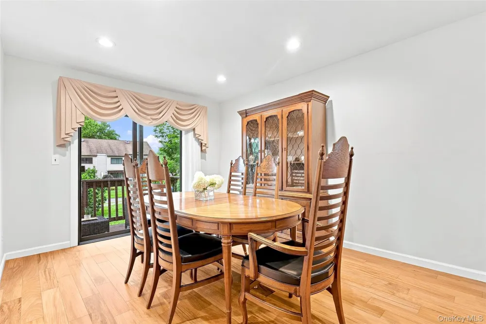 43 Jefferson Oval #A Yorktown Heights, NY 10598