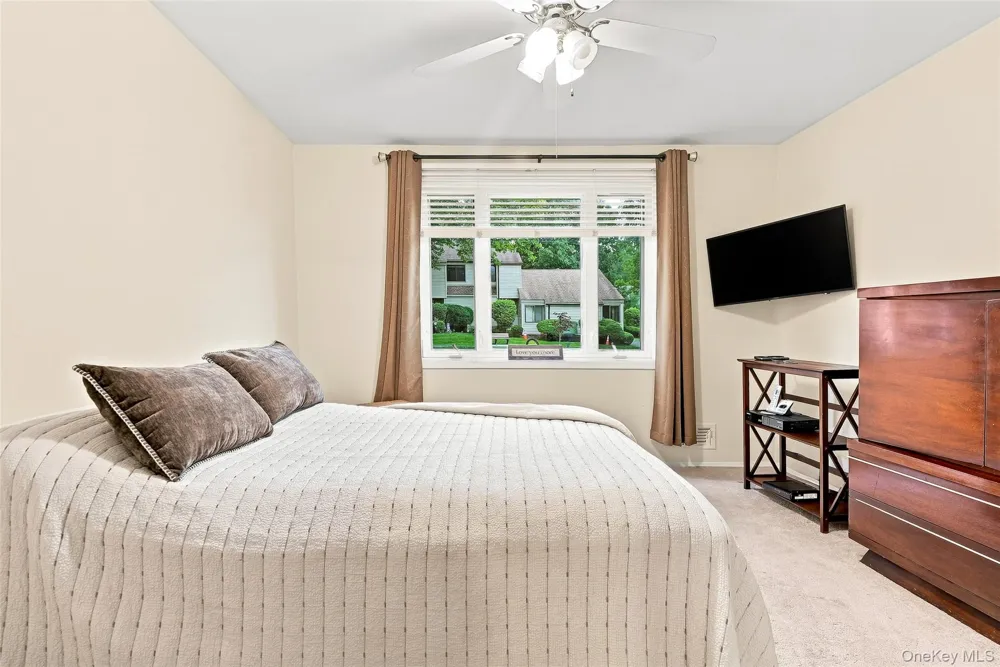 43 Jefferson Oval #A Yorktown Heights, NY 10598
