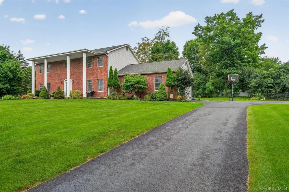 13 Bianca Boulevard Chester, NY 10918