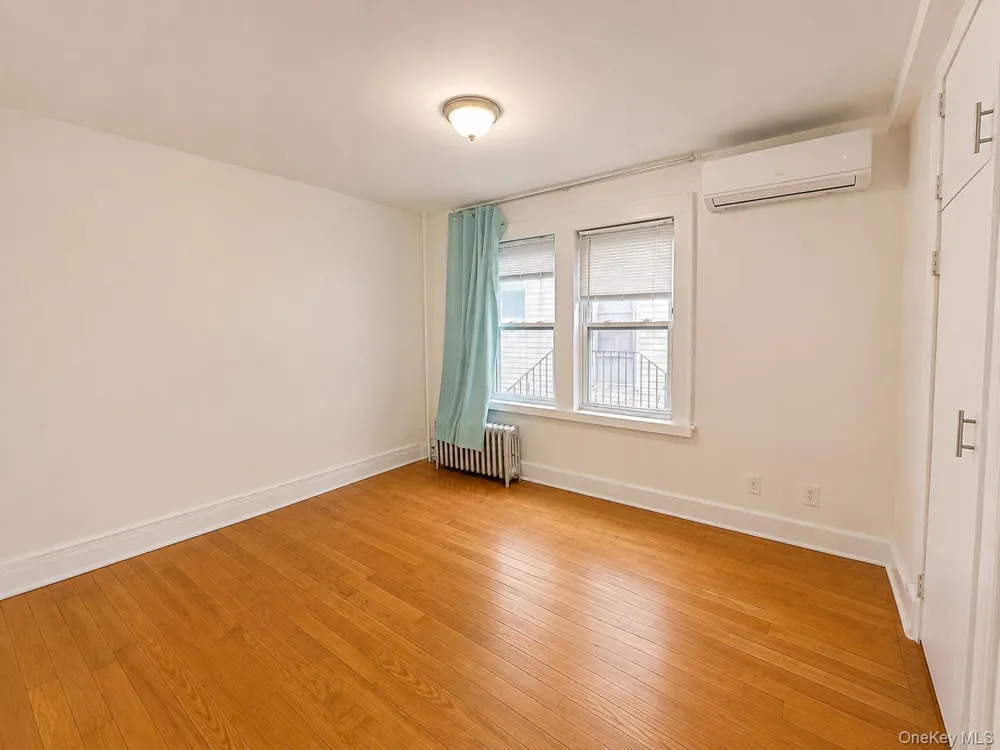77-18 169th Street #1fl Flushing, NY 11366