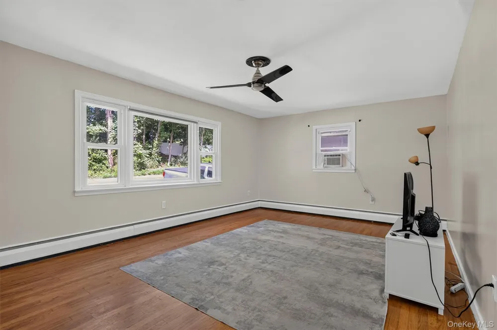 31 Leslie Road Newburgh, NY 12550