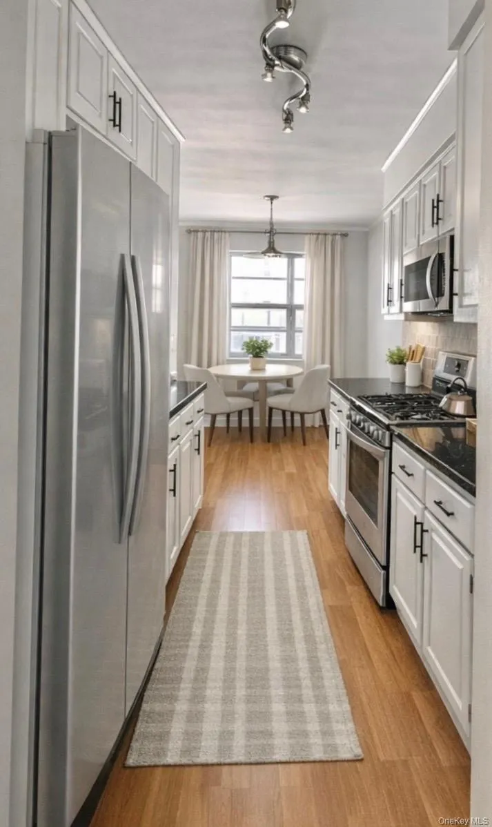 7 Essex Lane #B3 Suffern, NY 10901
