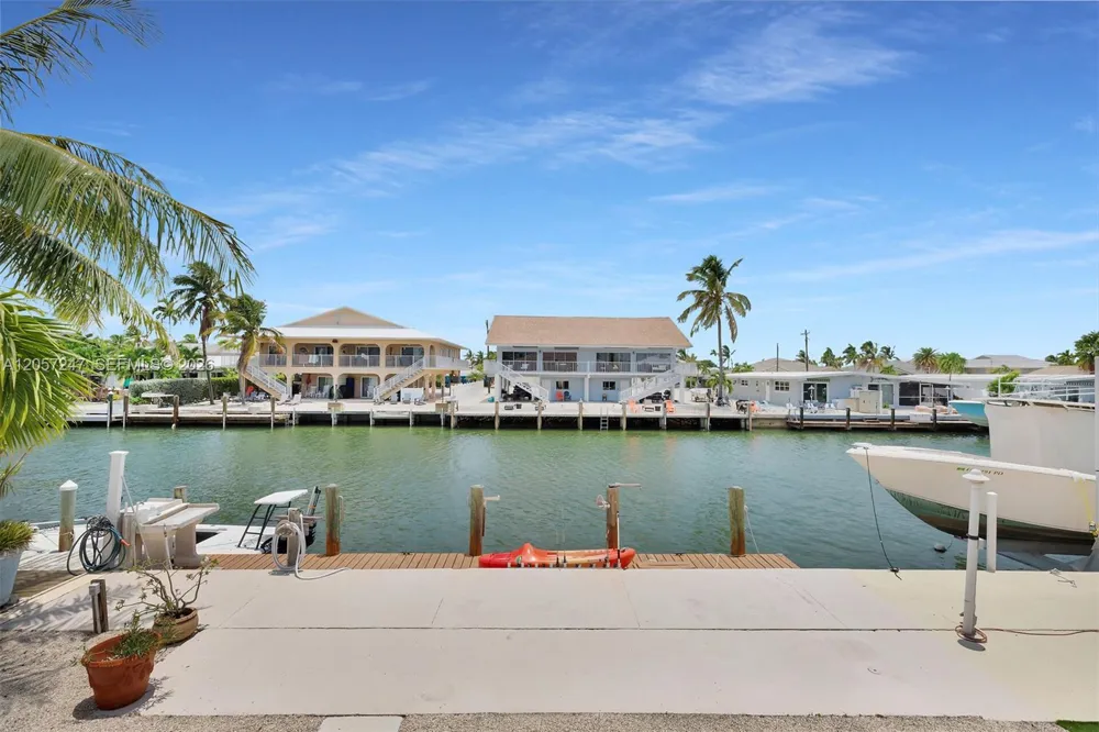 350 11th St Key Colony, FL 33051