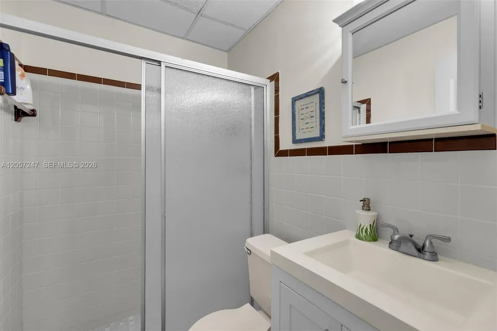 350 11th St Key Colony, FL 33051