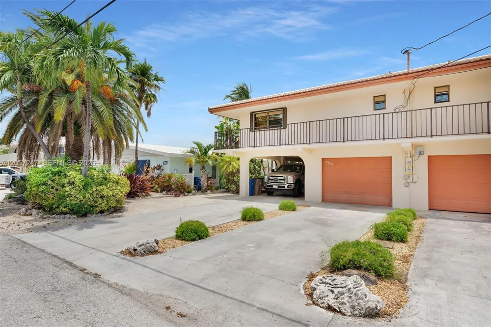 350 11th St Key Colony, FL 33051