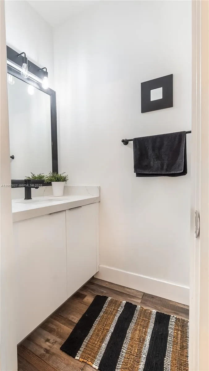 3889 Tree Top Dr #3889 Weston, FL 33332