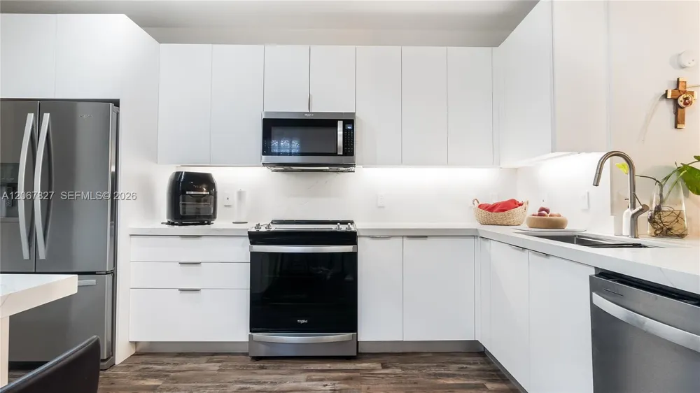 3889 Tree Top Dr #3889 Weston, FL 33332