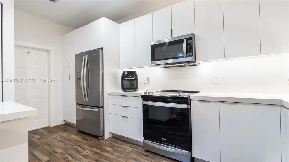3889 Tree Top Dr #3889 Weston, FL 33332