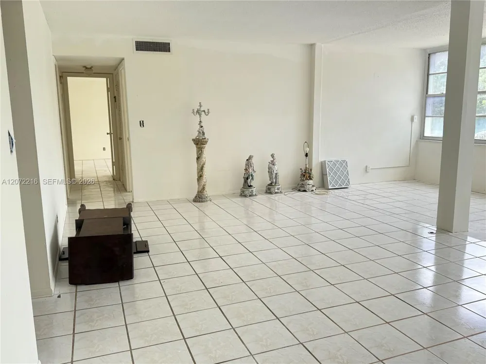 6903 Cypress Rd #C26 Plantation, FL 33317