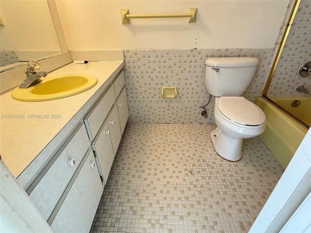 6903 Cypress Rd #C26 Plantation, FL 33317