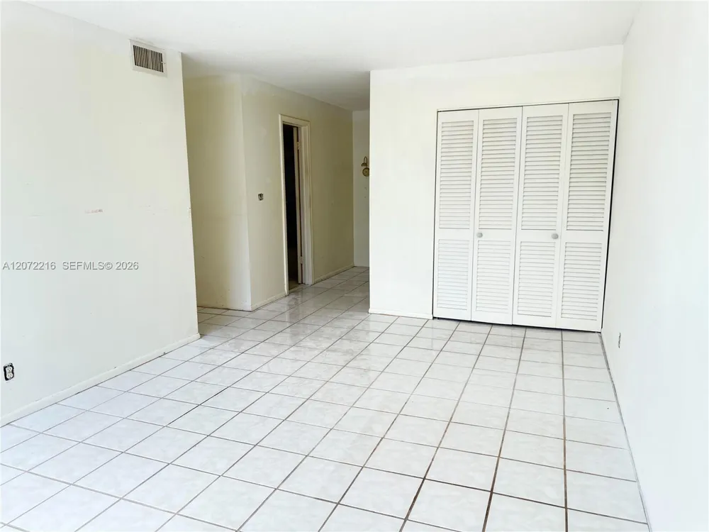 6903 Cypress Rd #C26 Plantation, FL 33317