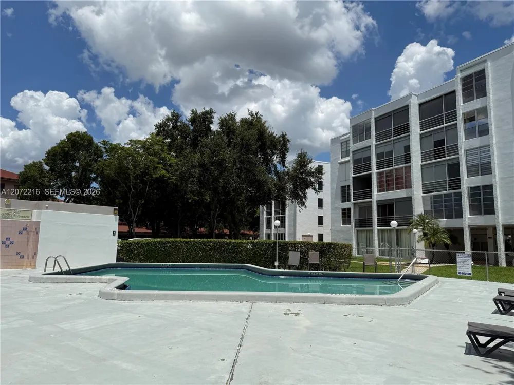 6903 Cypress Rd #C26 Plantation, FL 33317