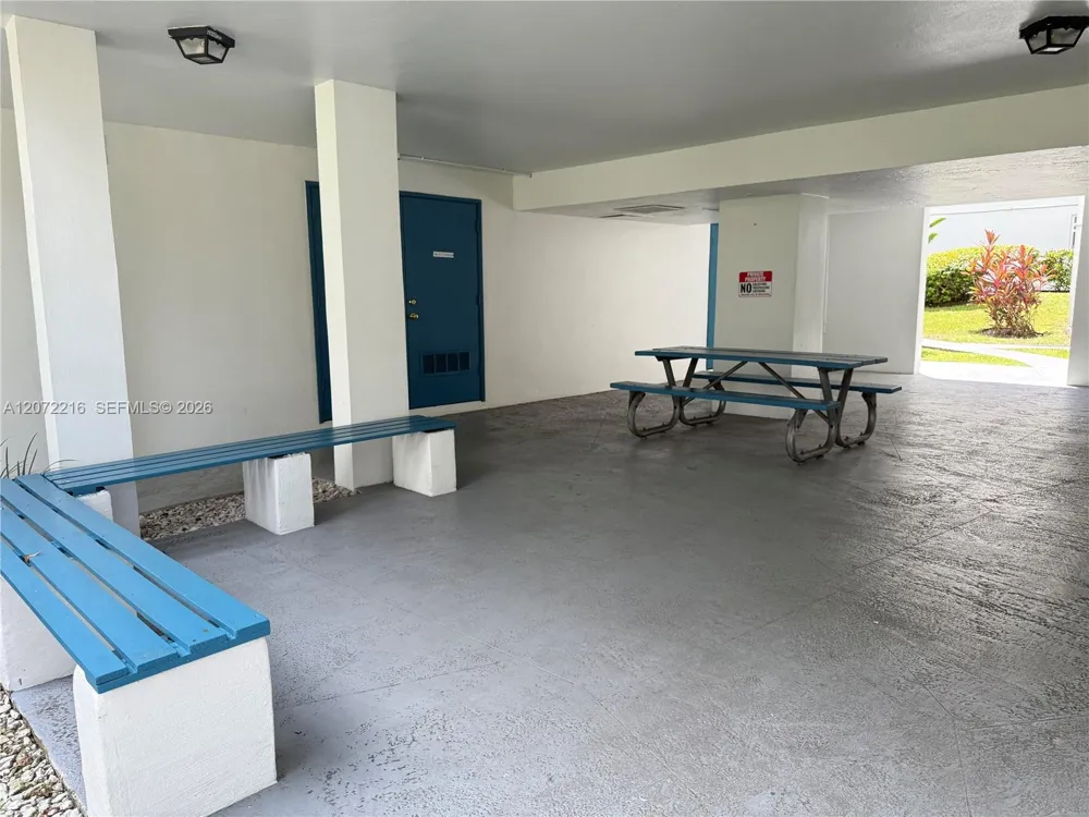6903 Cypress Rd #C26 Plantation, FL 33317