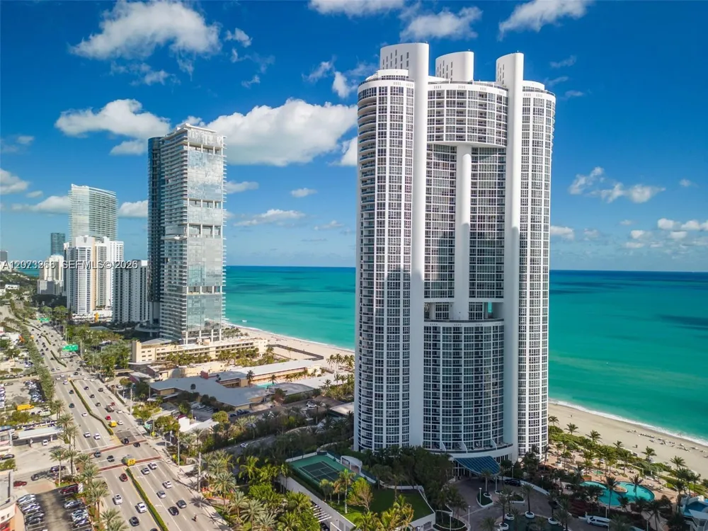 18201 Collins Ave #5009 Sunny Isles Beach, FL 33160