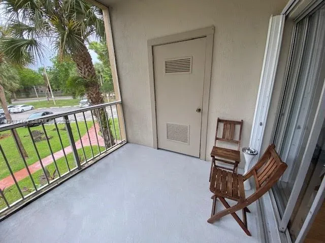 15295 SW 106th Ln #705 Miami, FL 33196