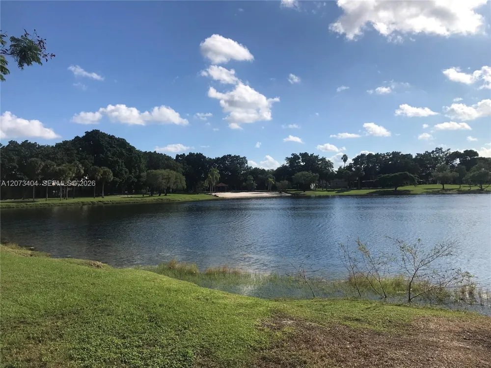 15295 SW 106th Ln #705 Miami, FL 33196