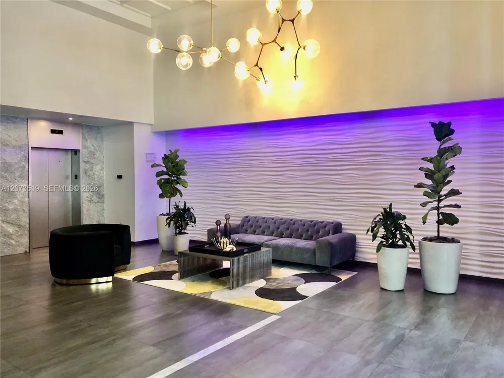 10 Aragon Ave #703 Coral Gables, FL 33134