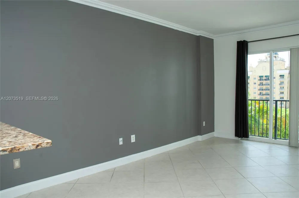 10 Aragon Ave #703 Coral Gables, FL 33134