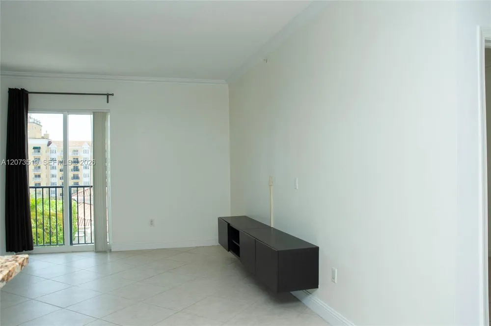 10 Aragon Ave #703 Coral Gables, FL 33134