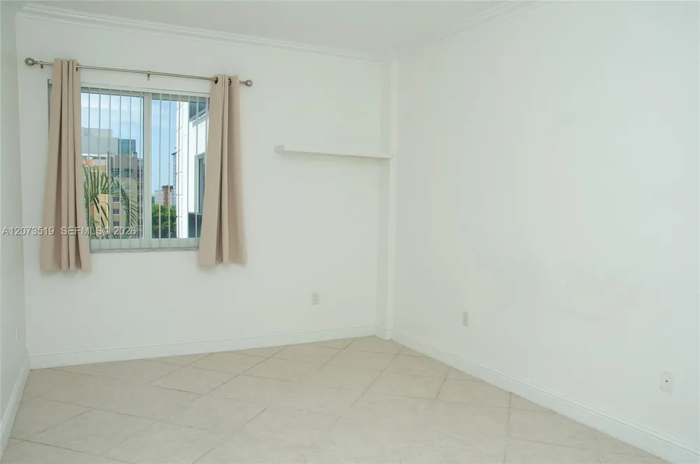 10 Aragon Ave #703 Coral Gables, FL 33134