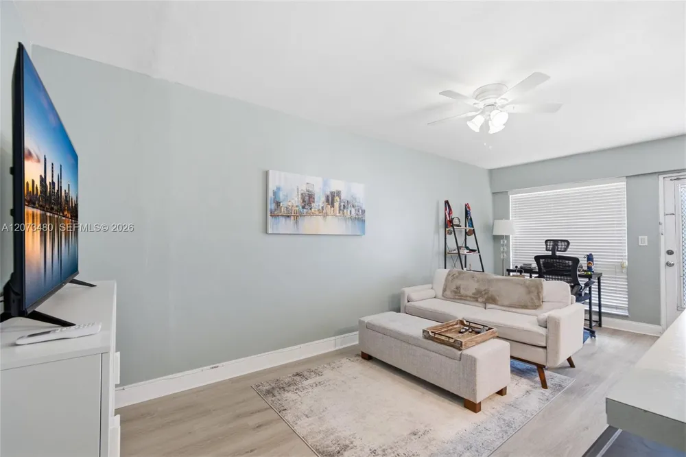 2716 NE 30th Pl #207C Fort Lauderdale, FL 33306