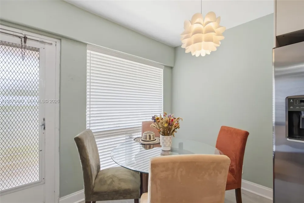 2716 NE 30th Pl #207C Fort Lauderdale, FL 33306