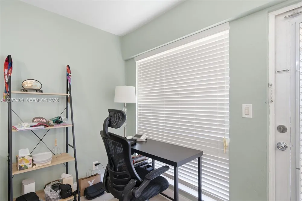 2716 NE 30th Pl #207C Fort Lauderdale, FL 33306