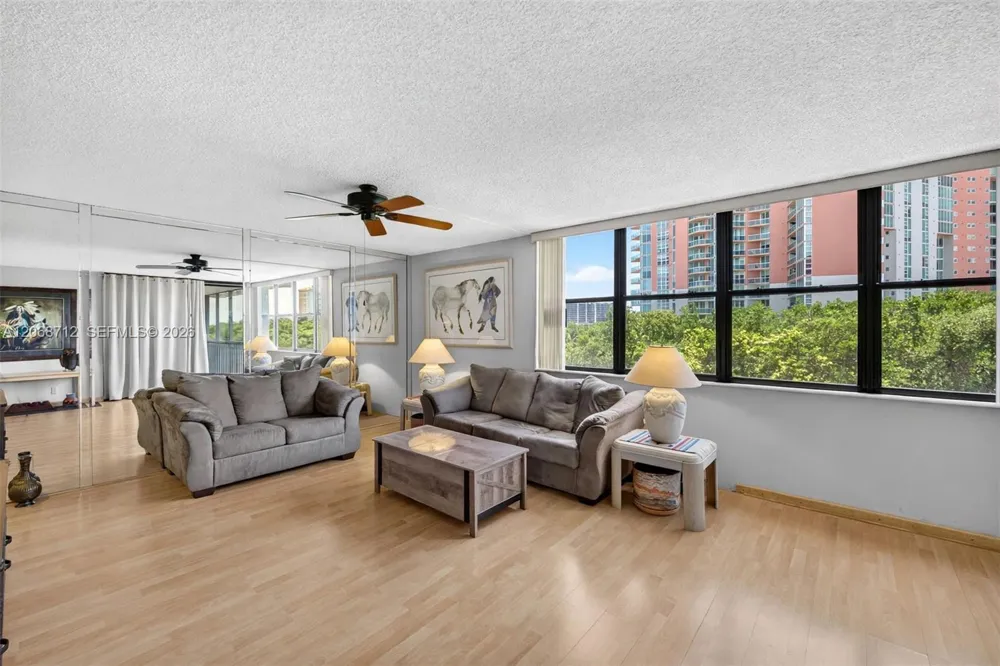 3350 NE 192nd St #5H-B Aventura, FL 33180
