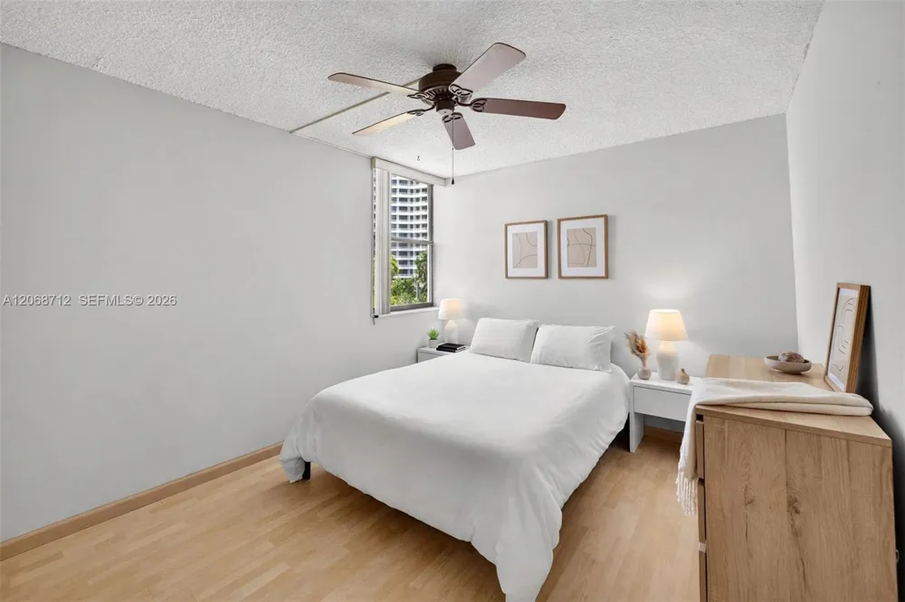 3350 NE 192nd St #5H-B Aventura, FL 33180