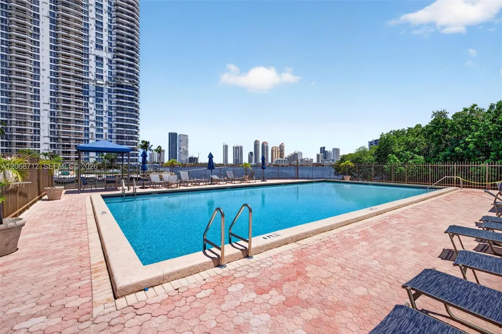 3350 NE 192nd St #5H-B Aventura, FL 33180