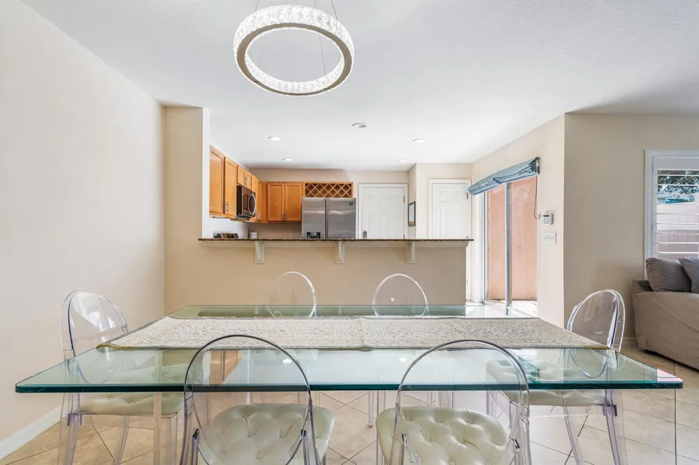 1541 Par Court Vero Beach, FL 32966