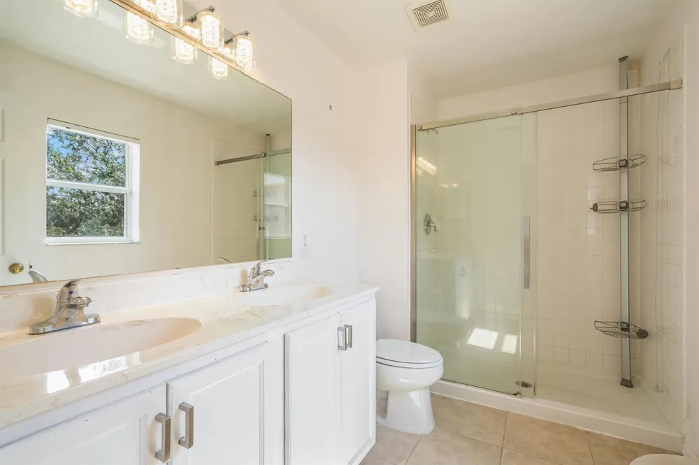 1541 Par Court Vero Beach, FL 32966