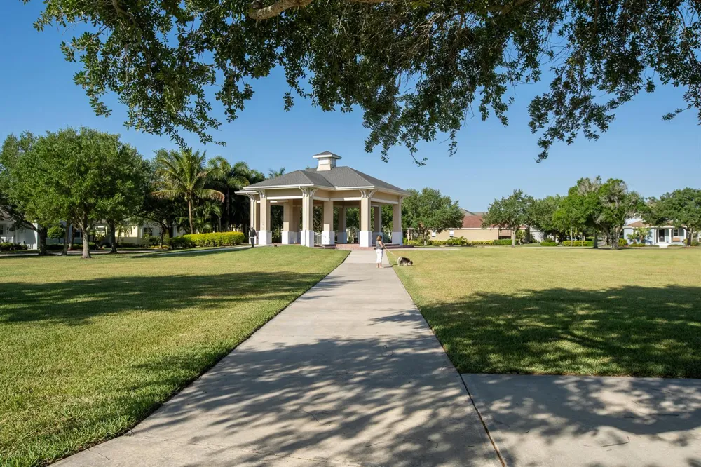1541 Par Court Vero Beach, FL 32966