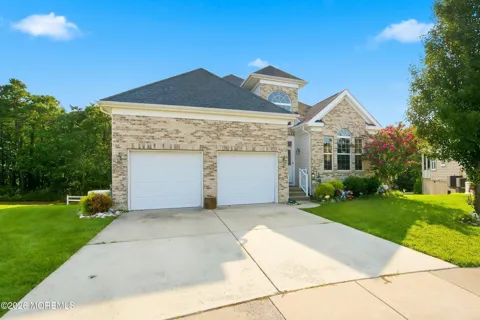 9 Brielle Court