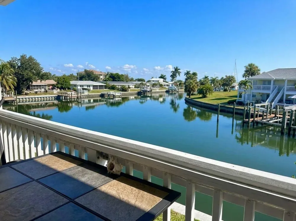 4728 BEACH #C St Petersburg, FL 33705