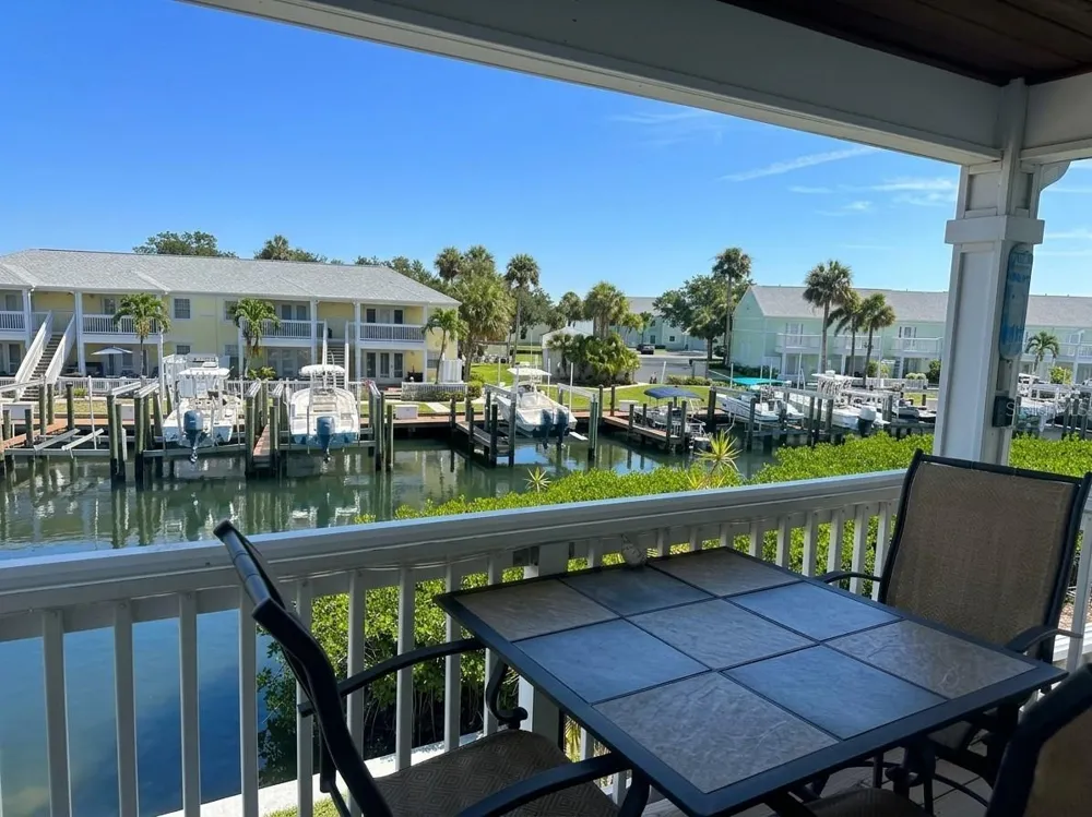 4728 BEACH #C St Petersburg, FL 33705