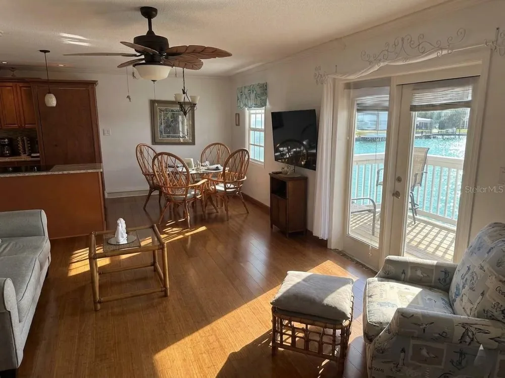 4728 BEACH #C St Petersburg, FL 33705