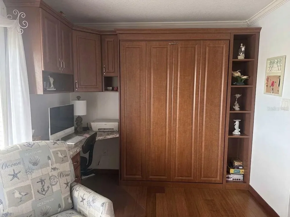 4728 BEACH #C St Petersburg, FL 33705