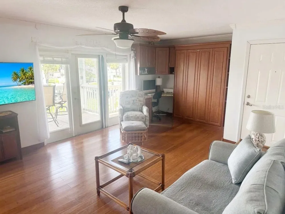 4728 BEACH #C St Petersburg, FL 33705
