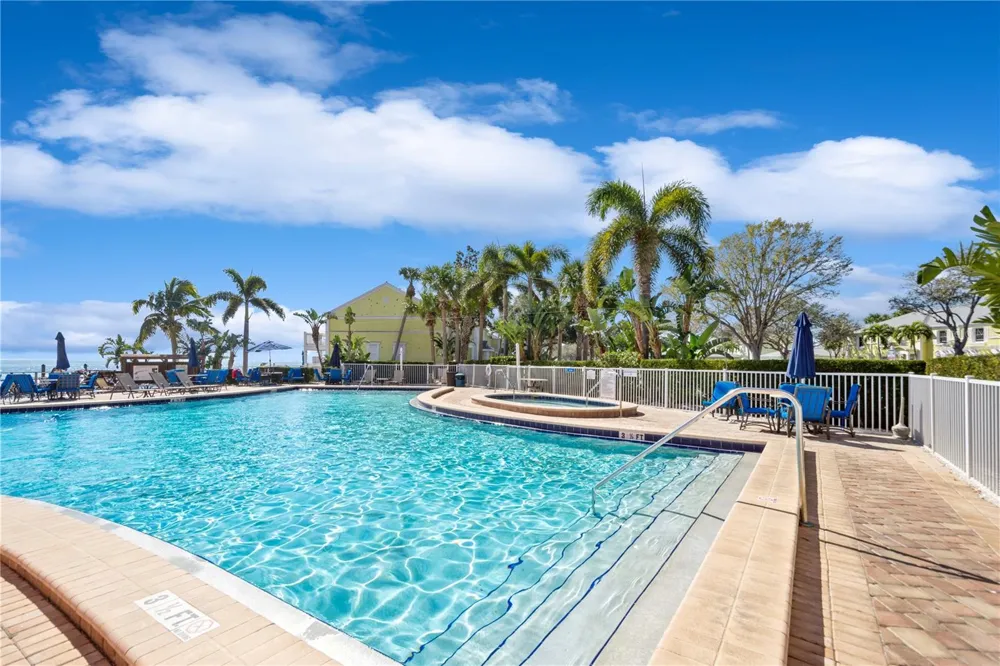 4728 BEACH #C St Petersburg, FL 33705