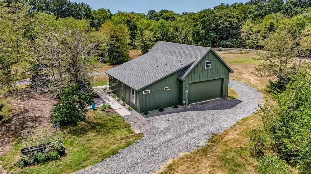 1530 County Road 3925 Wolfe City, TX 75449