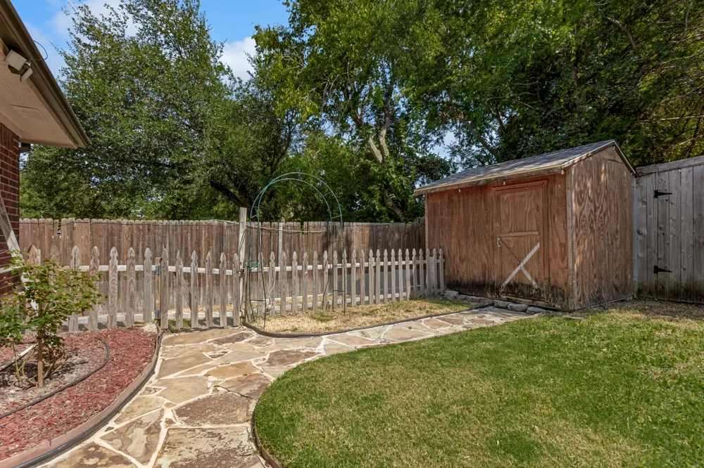 987 Midnight Pass Rockwall, TX 75087