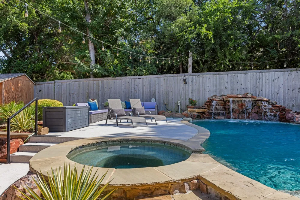987 Midnight Pass Rockwall, TX 75087