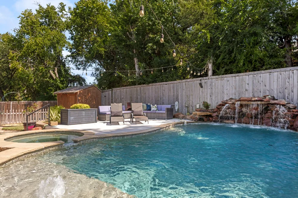987 Midnight Pass Rockwall, TX 75087