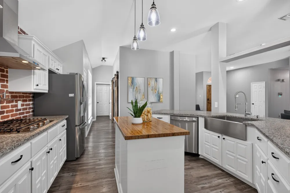 987 Midnight Pass Rockwall, TX 75087